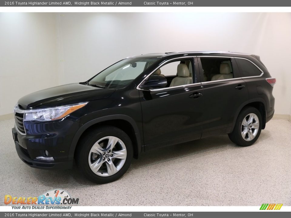 2016 Toyota Highlander Limited AWD Midnight Black Metallic / Almond Photo #3