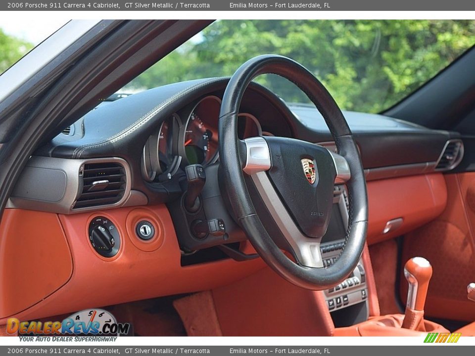 2006 Porsche 911 Carrera 4 Cabriolet Steering Wheel Photo #31