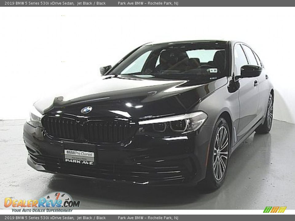 2019 BMW 5 Series 530i xDrive Sedan Jet Black / Black Photo #1