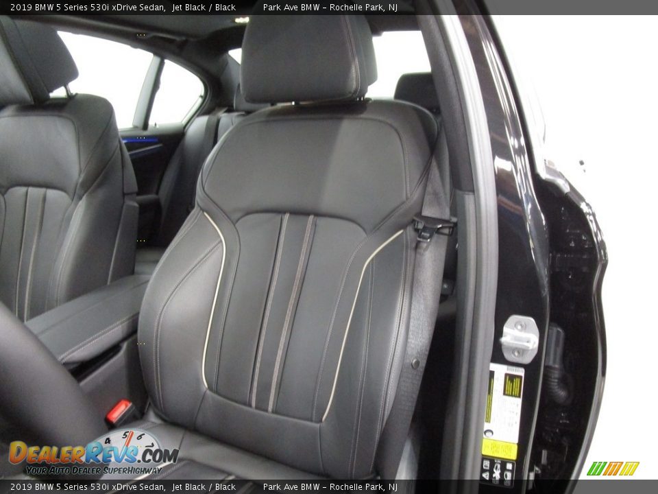 2019 BMW 5 Series 530i xDrive Sedan Jet Black / Black Photo #8