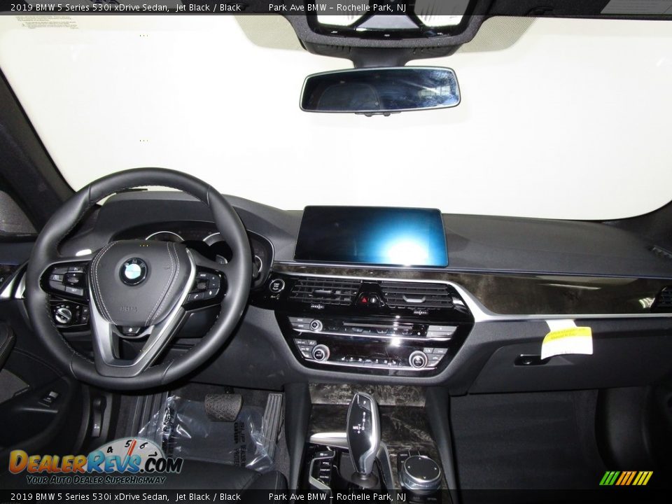 2019 BMW 5 Series 530i xDrive Sedan Jet Black / Black Photo #21