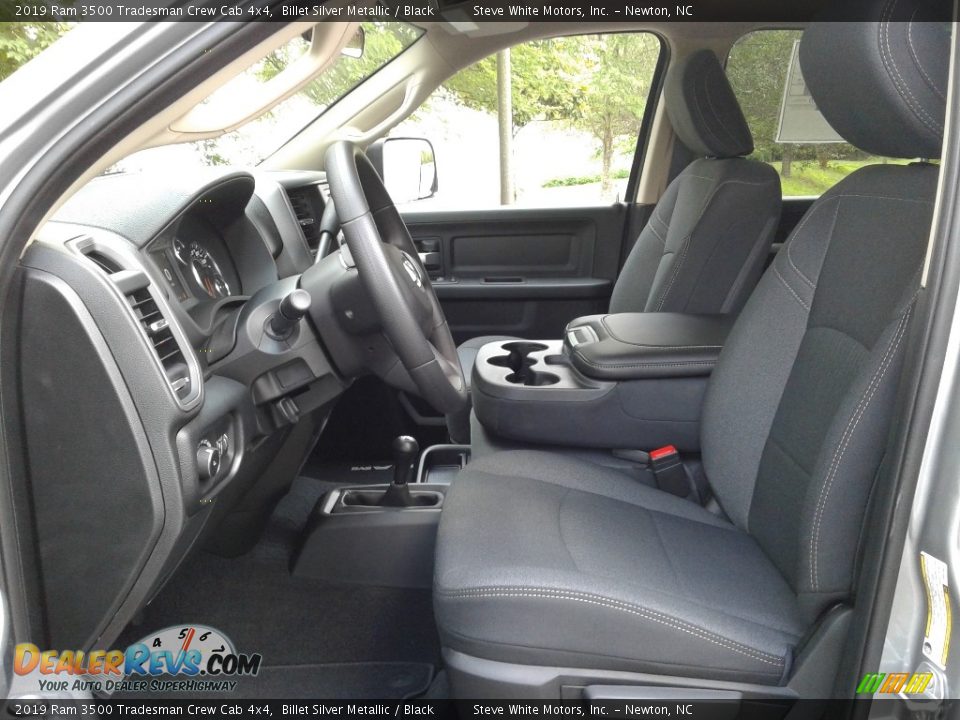 2019 Ram 3500 Tradesman Crew Cab 4x4 Billet Silver Metallic / Black Photo #11