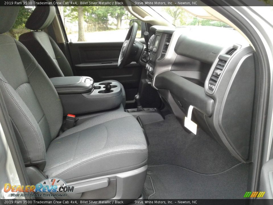 2019 Ram 3500 Tradesman Crew Cab 4x4 Billet Silver Metallic / Black Photo #15