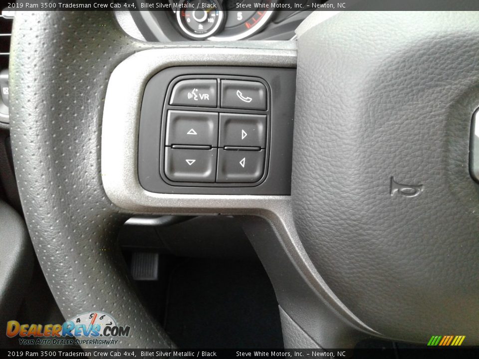 2019 Ram 3500 Tradesman Crew Cab 4x4 Billet Silver Metallic / Black Photo #16