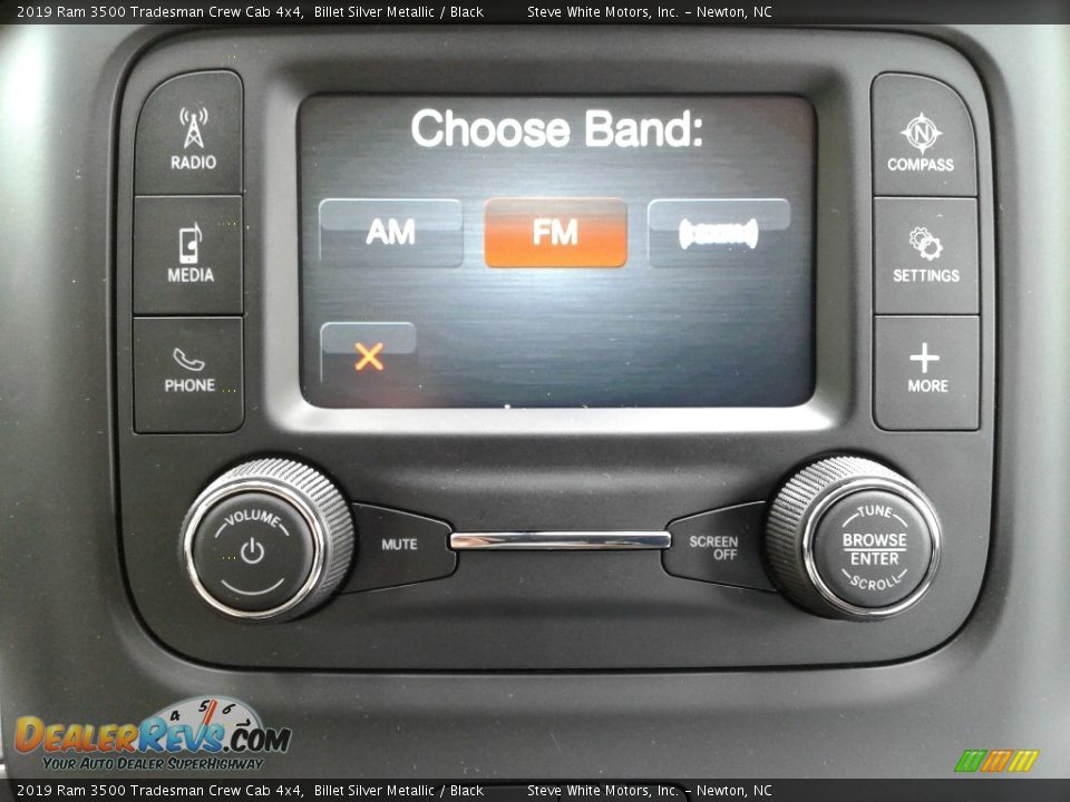 2019 Ram 3500 Tradesman Crew Cab 4x4 Billet Silver Metallic / Black Photo #20