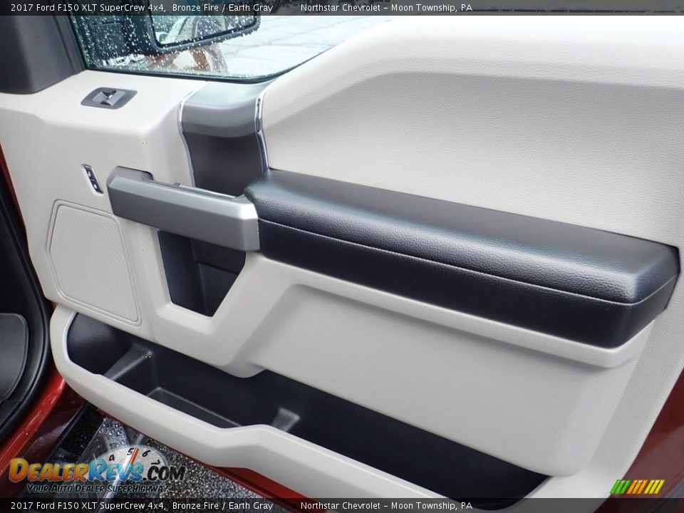 2017 Ford F150 XLT SuperCrew 4x4 Bronze Fire / Earth Gray Photo #17