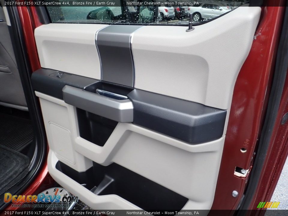 2017 Ford F150 XLT SuperCrew 4x4 Bronze Fire / Earth Gray Photo #19