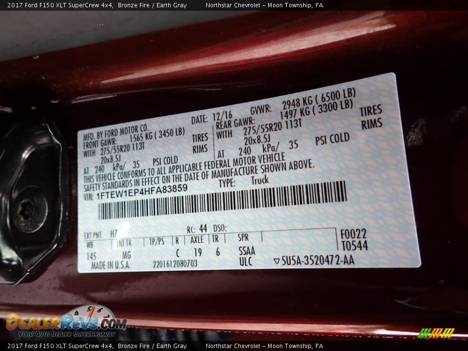 2017 Ford F150 XLT SuperCrew 4x4 Bronze Fire / Earth Gray Photo #28