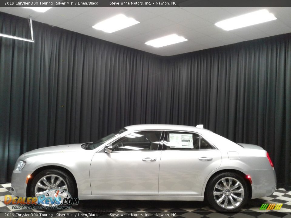 2019 Chrysler 300 Touring Silver Mist / Linen/Black Photo #1