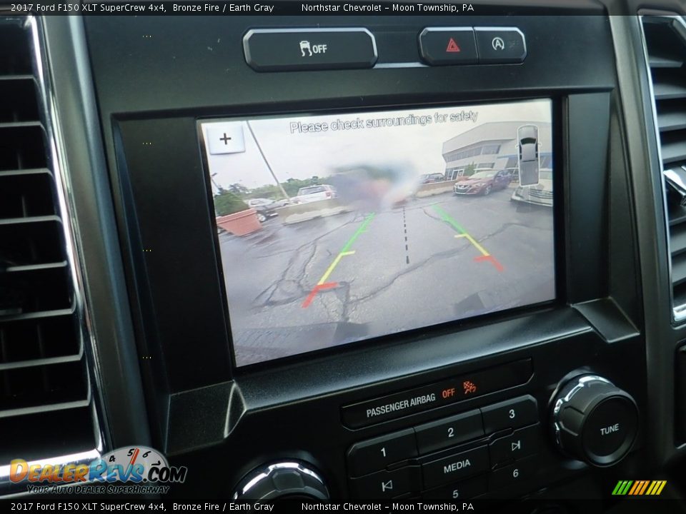 2017 Ford F150 XLT SuperCrew 4x4 Bronze Fire / Earth Gray Photo #30
