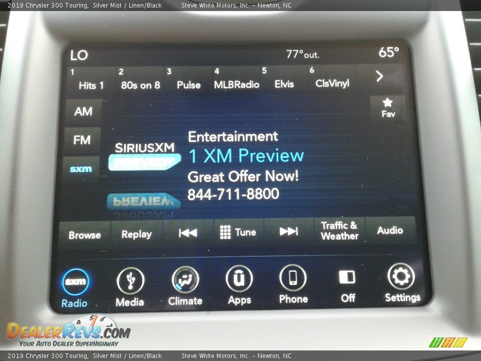 2019 Chrysler 300 Touring Silver Mist / Linen/Black Photo #20