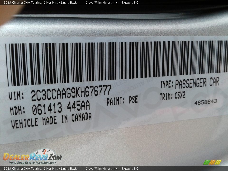 2019 Chrysler 300 Touring Silver Mist / Linen/Black Photo #31