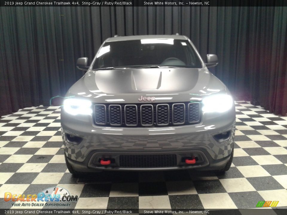 2019 Jeep Grand Cherokee Trailhawk 4x4 Sting-Gray / Ruby Red/Black Photo #3
