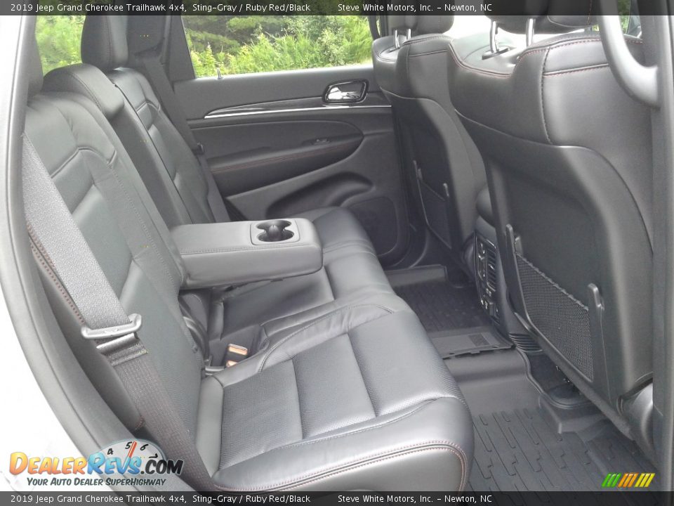 Rear Seat of 2019 Jeep Grand Cherokee Trailhawk 4x4 Photo #16