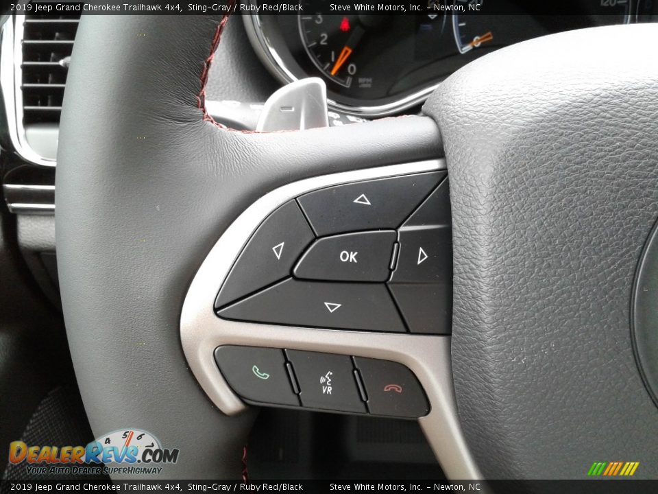 2019 Jeep Grand Cherokee Trailhawk 4x4 Steering Wheel Photo #19