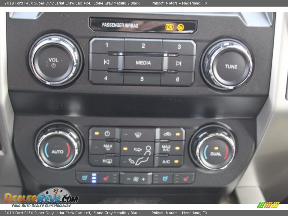 2019 Ford F450 Super Duty Lariat Crew Cab 4x4 Stone Gray Metallic / Black Photo #17