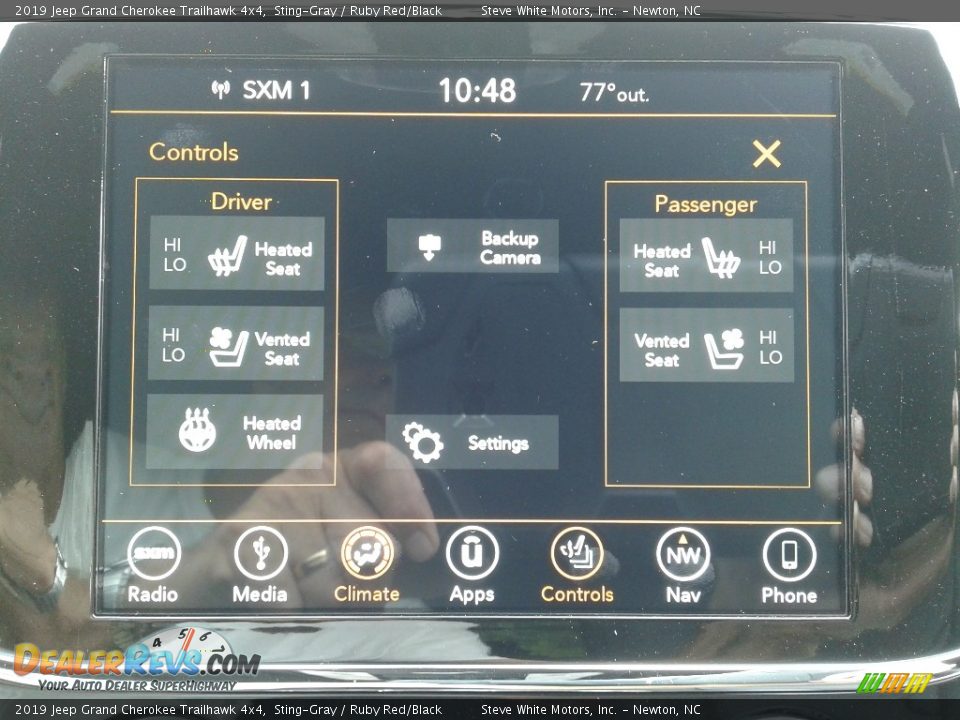 Controls of 2019 Jeep Grand Cherokee Trailhawk 4x4 Photo #27