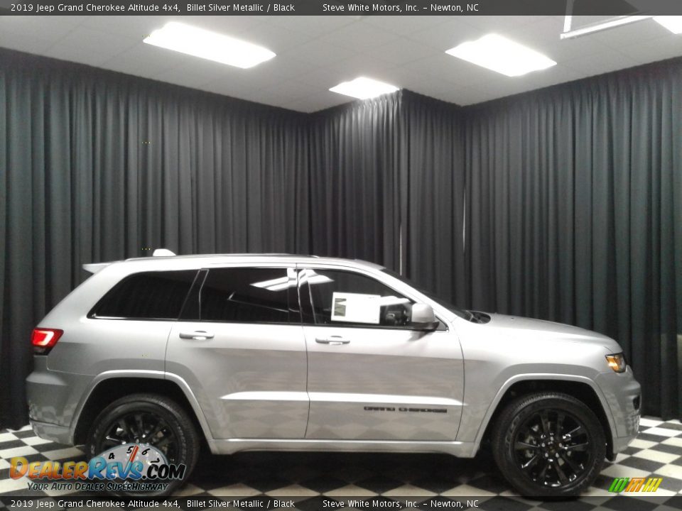 2019 Jeep Grand Cherokee Altitude 4x4 Billet Silver Metallic / Black Photo #5