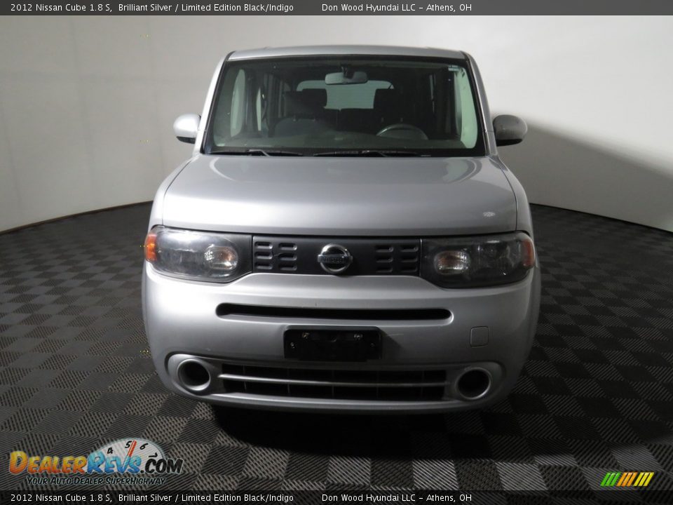 2012 Nissan Cube 1.8 S Brilliant Silver / Limited Edition Black/Indigo Photo #4