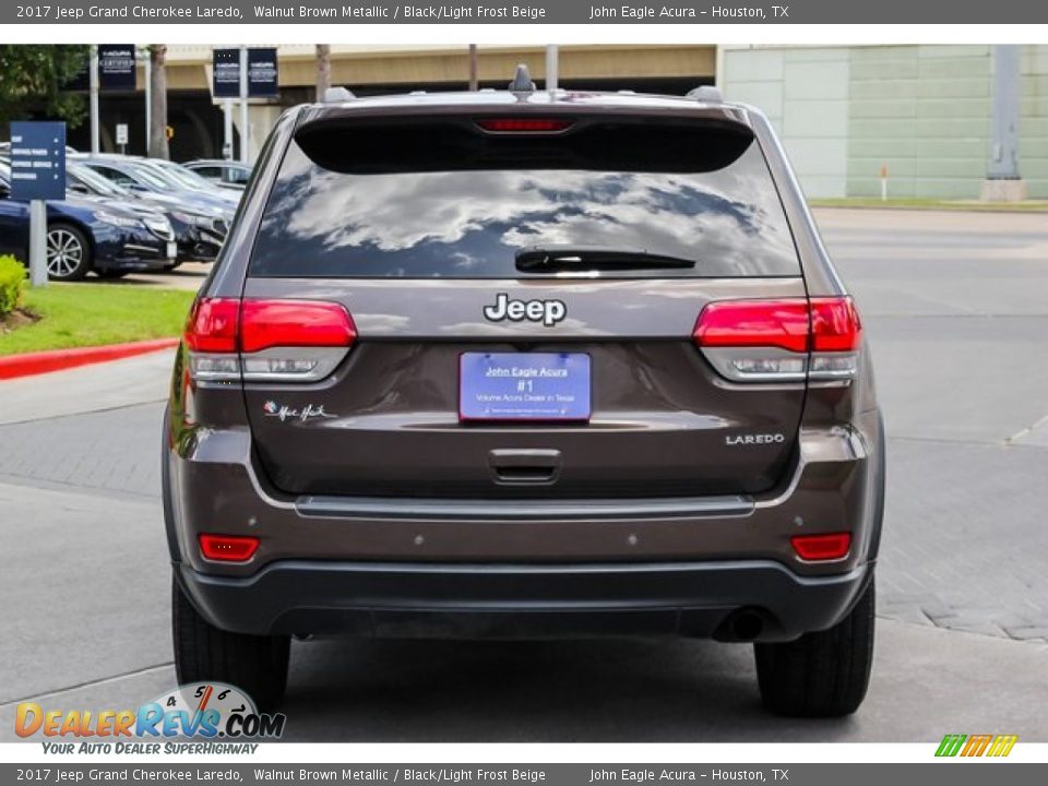 2017 Jeep Grand Cherokee Laredo Walnut Brown Metallic / Black/Light Frost Beige Photo #6