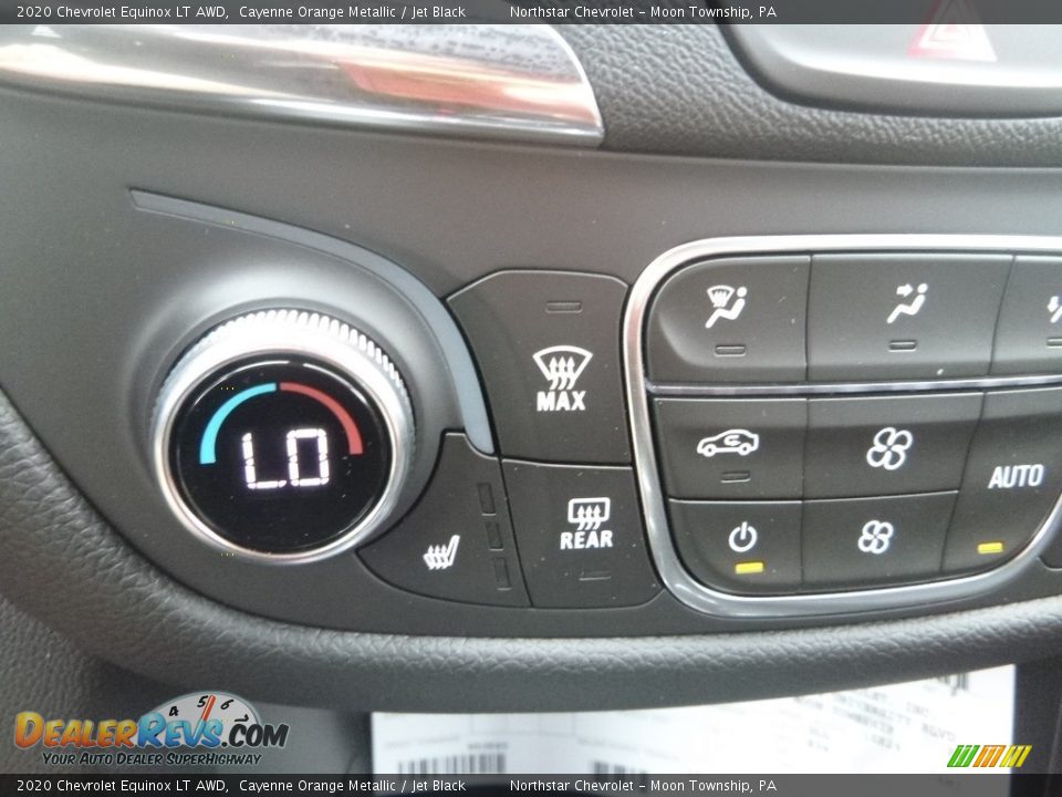 Controls of 2020 Chevrolet Equinox LT AWD Photo #19