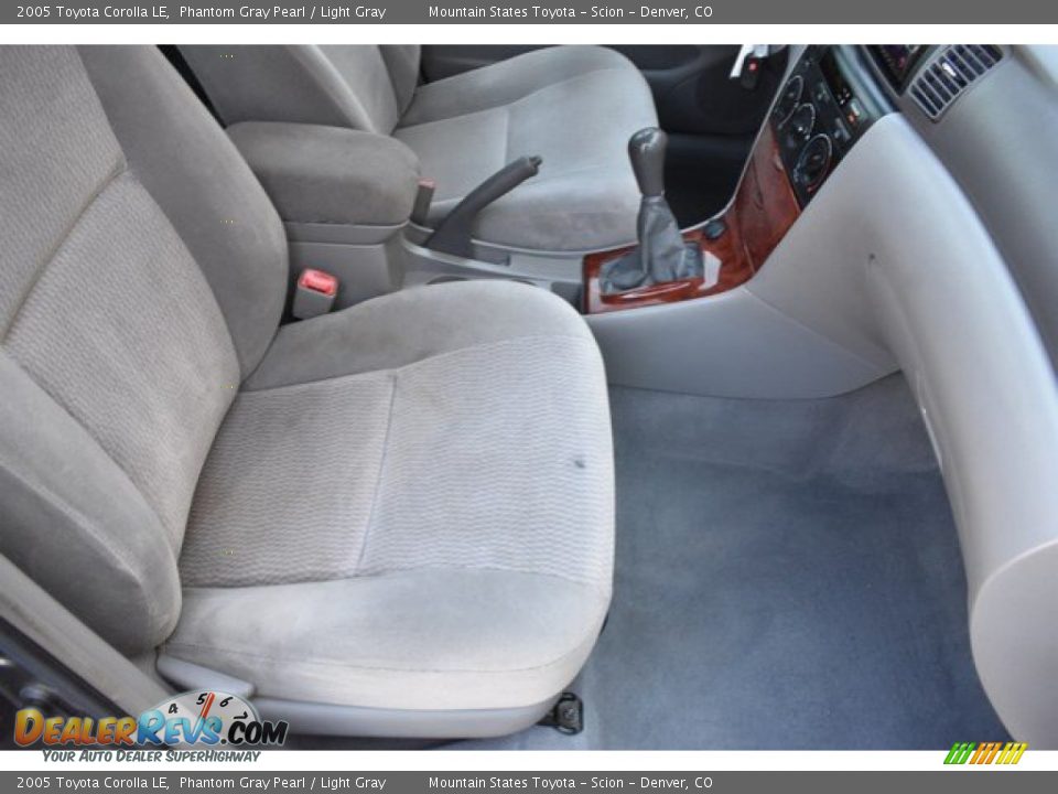 2005 Toyota Corolla LE Phantom Gray Pearl / Light Gray Photo #17
