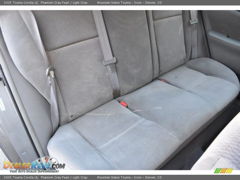 2005 Toyota Corolla LE Phantom Gray Pearl / Light Gray Photo #22