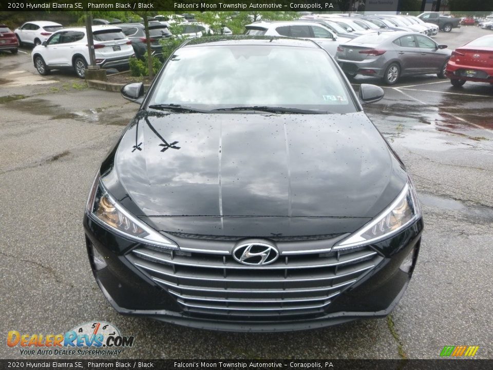 2020 Hyundai Elantra SE Phantom Black / Black Photo #4