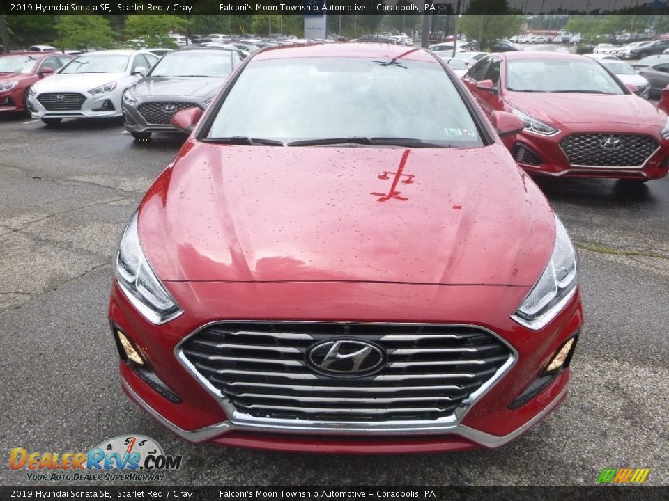 2019 Hyundai Sonata SE Scarlet Red / Gray Photo #4