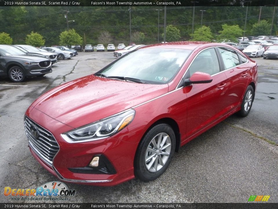 2019 Hyundai Sonata SE Scarlet Red / Gray Photo #5