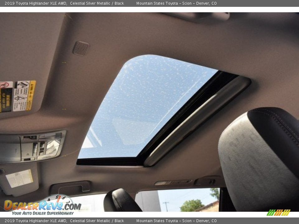 2019 Toyota Highlander XLE AWD Celestial Silver Metallic / Black Photo #8