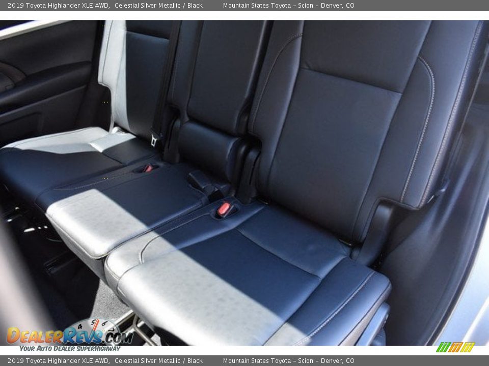 2019 Toyota Highlander XLE AWD Celestial Silver Metallic / Black Photo #10