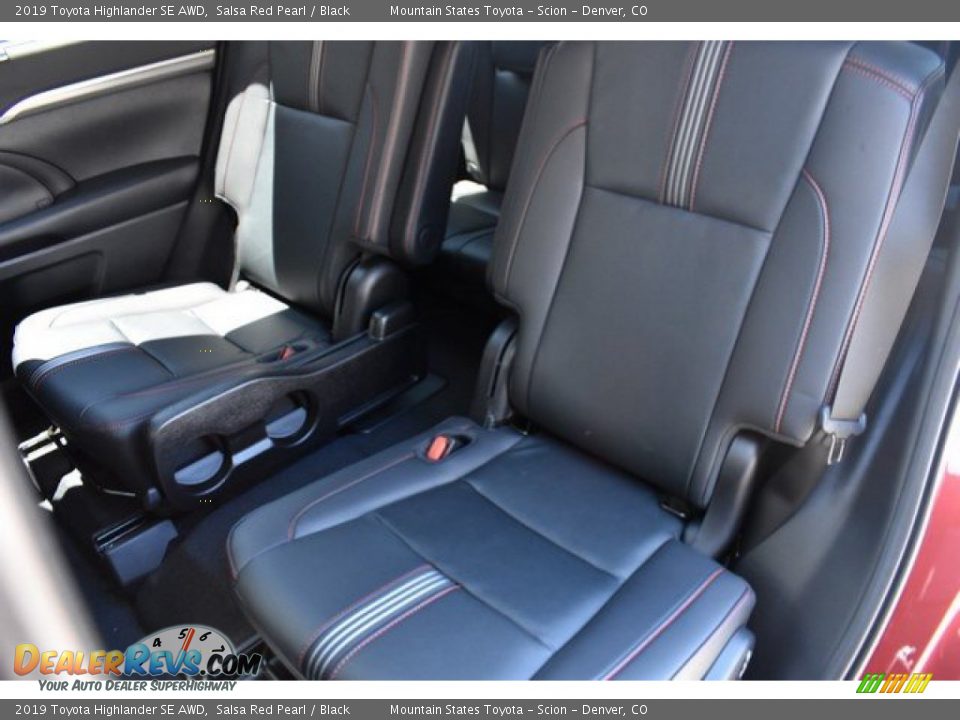 2019 Toyota Highlander SE AWD Salsa Red Pearl / Black Photo #10
