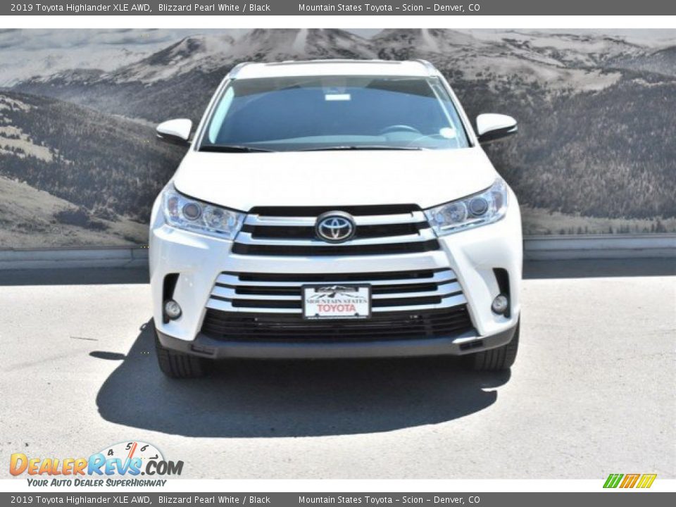 2019 Toyota Highlander XLE AWD Blizzard Pearl White / Black Photo #2