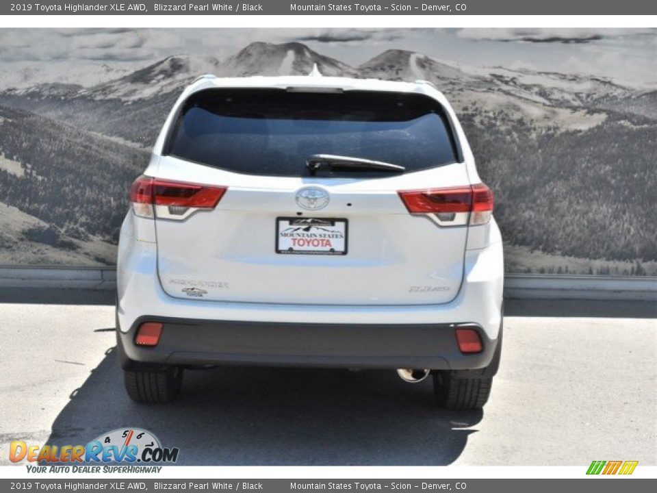 2019 Toyota Highlander XLE AWD Blizzard Pearl White / Black Photo #4