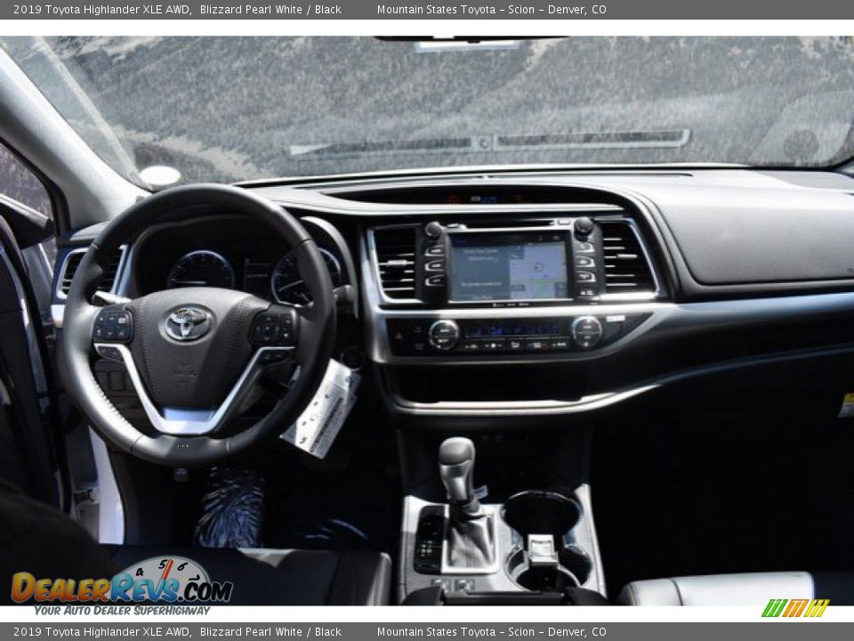 2019 Toyota Highlander XLE AWD Blizzard Pearl White / Black Photo #7