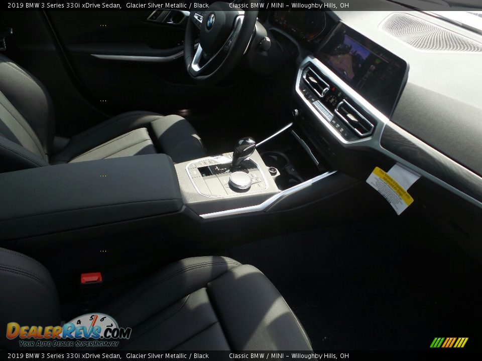 2019 BMW 3 Series 330i xDrive Sedan Glacier Silver Metallic / Black Photo #3