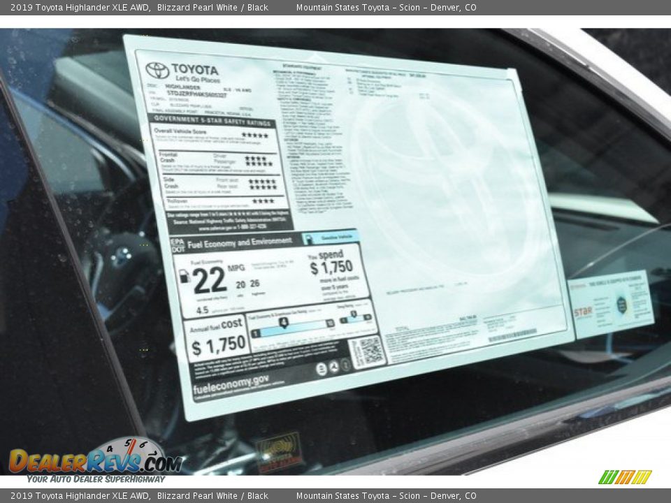 2019 Toyota Highlander XLE AWD Blizzard Pearl White / Black Photo #12