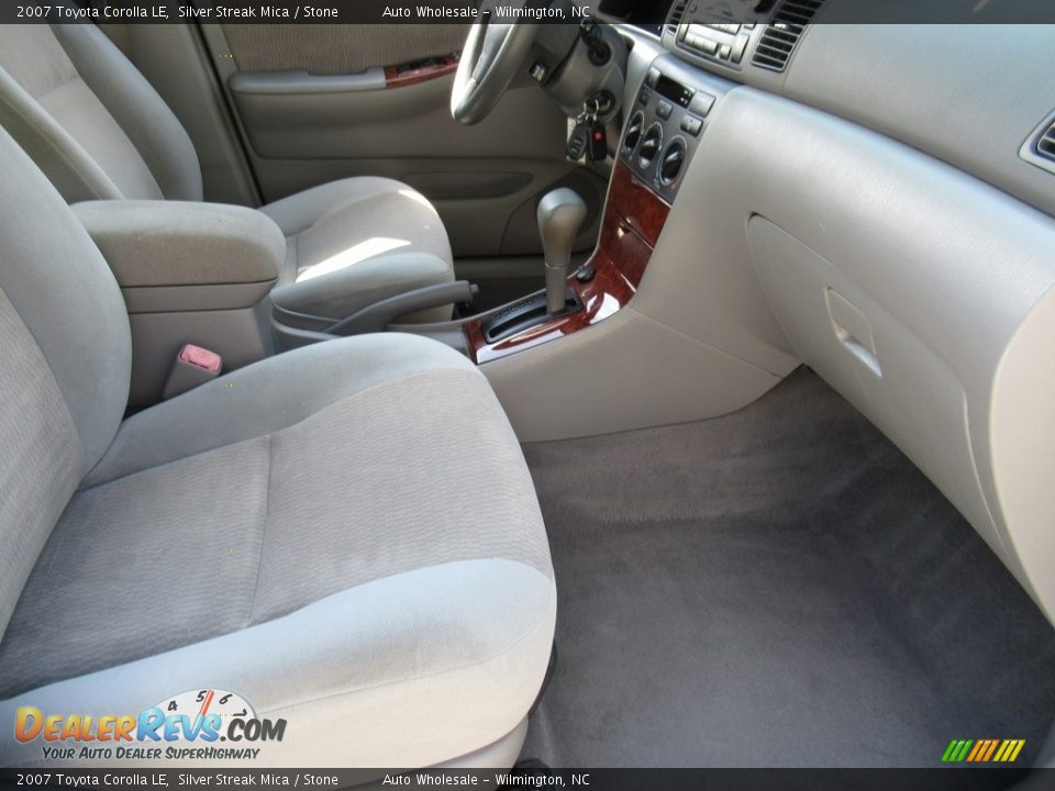 2007 Toyota Corolla LE Silver Streak Mica / Stone Photo #13