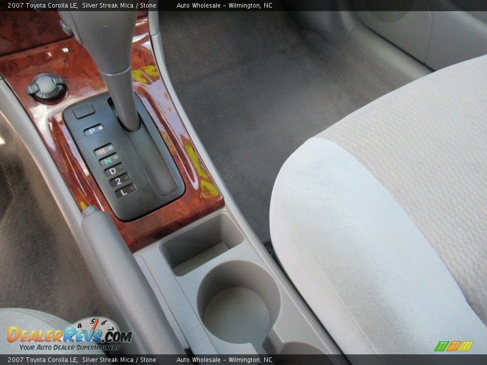 2007 Toyota Corolla LE Silver Streak Mica / Stone Photo #19