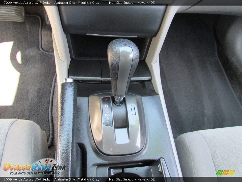 2009 Honda Accord LX-P Sedan Alabaster Silver Metallic / Gray Photo #27