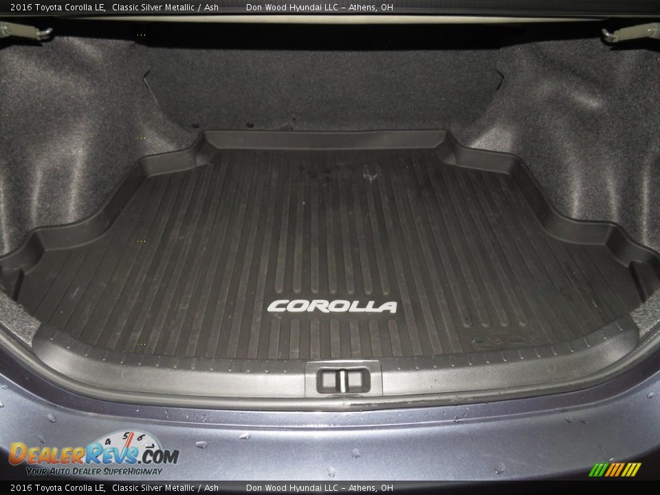 2016 Toyota Corolla LE Classic Silver Metallic / Ash Photo #13