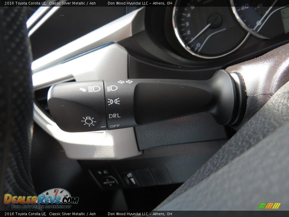 2016 Toyota Corolla LE Classic Silver Metallic / Ash Photo #29