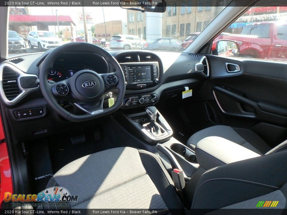 Front Seat of 2020 Kia Soul GT-Line Photo #13