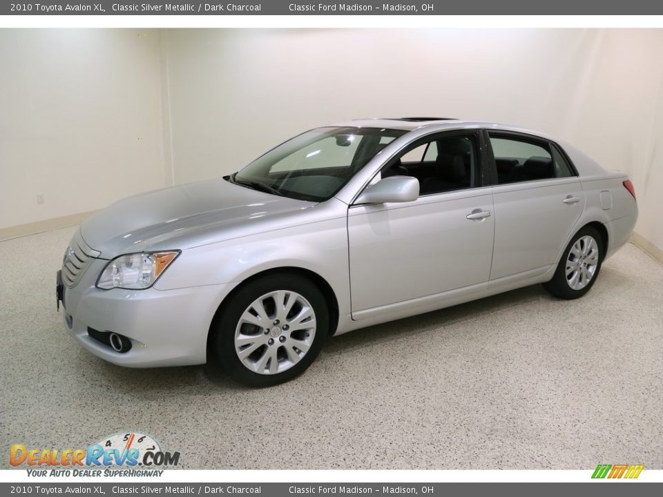 2010 Toyota Avalon XL Classic Silver Metallic / Dark Charcoal Photo #3