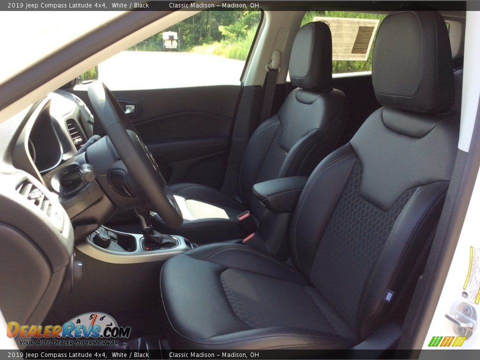 2019 Jeep Compass Latitude 4x4 White / Black Photo #10