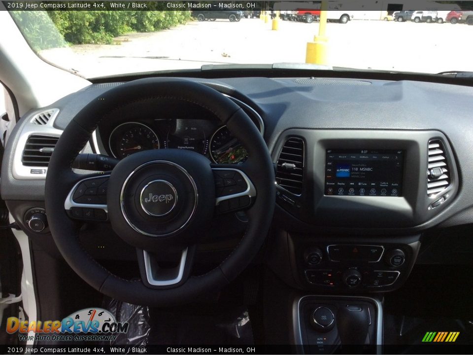 2019 Jeep Compass Latitude 4x4 White / Black Photo #12