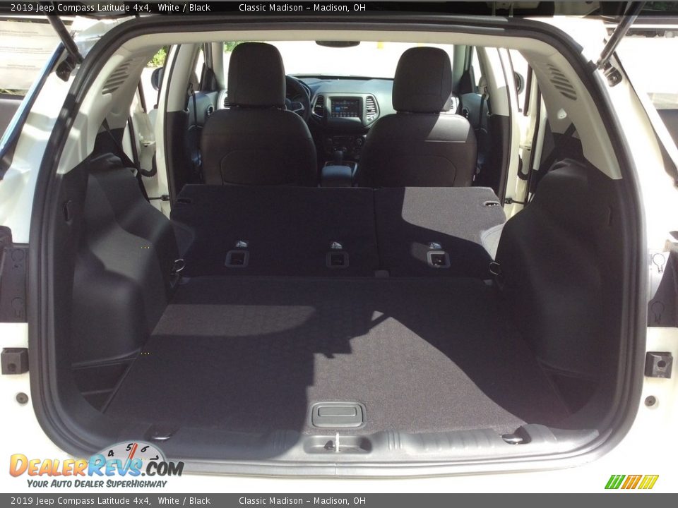 2019 Jeep Compass Latitude 4x4 White / Black Photo #19