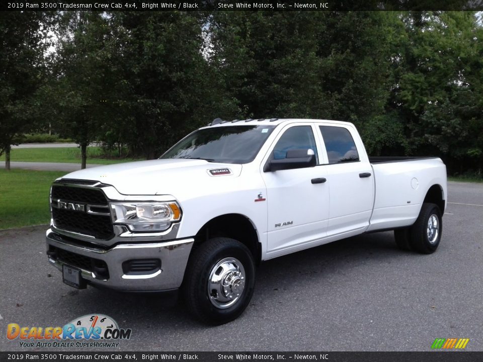 2019 Ram 3500 Tradesman Crew Cab 4x4 Bright White / Black Photo #2
