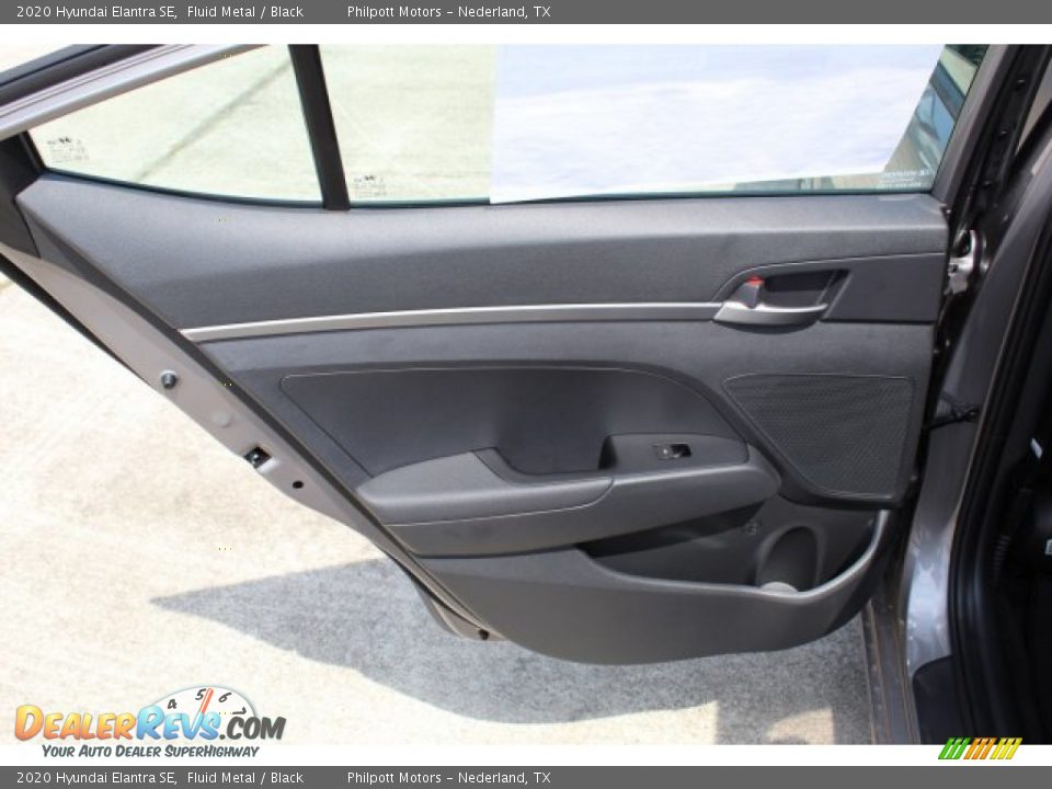 2020 Hyundai Elantra SE Fluid Metal / Black Photo #17